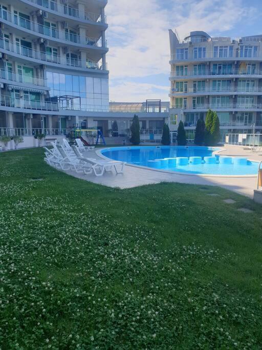 Studio Silver Terace With Sea View For 4 Person Byala  Bagian luar foto